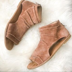KoolaBurra Uggs Suede Bohemian Sandals Size 9